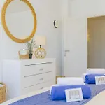 Laia House / Laia's House Holiday home