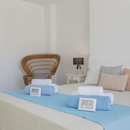 度假居 Laia House / Laia's House *