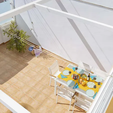 Tatil Evi Laia House / Laia's House *