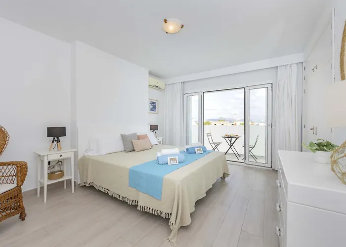 Сasa de vacaciones Laia House / Laia's House *