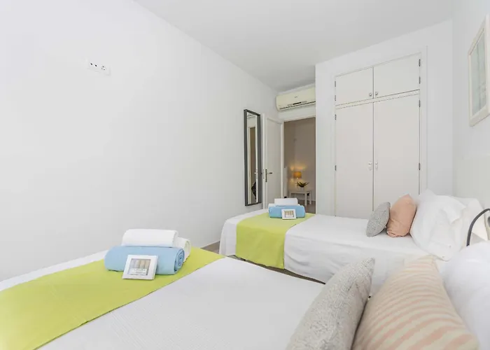 Laia House / Laia's House *