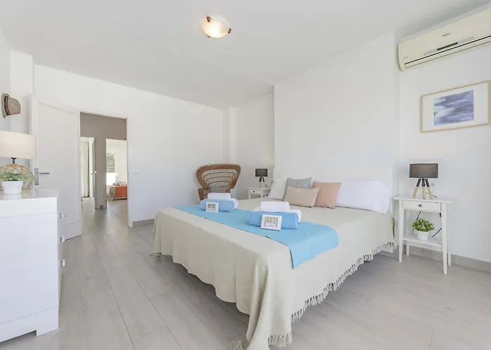 Сasa de vacaciones Laia House / Laia's House