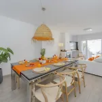 Laia House / Laia's House Tatil Evi *