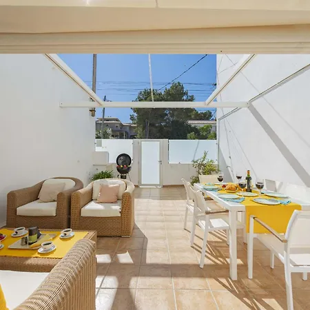 Tatil Evi Laia House / Laia's House *