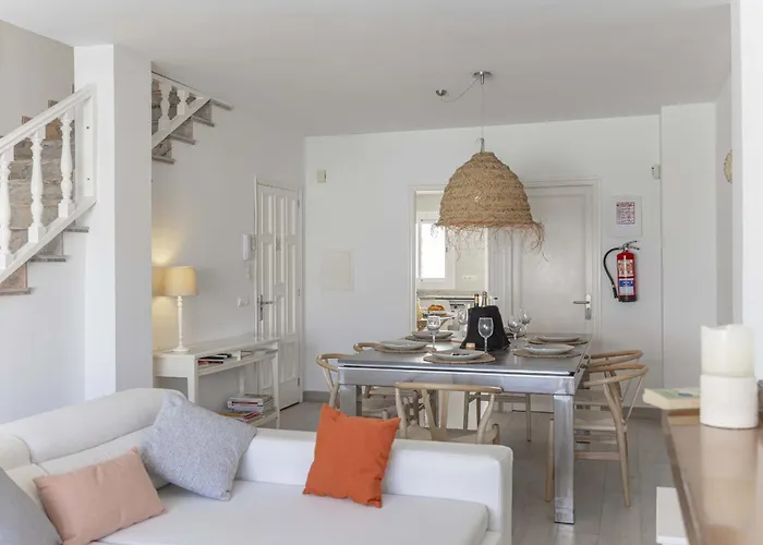 Laia House / Laia's House Holiday home