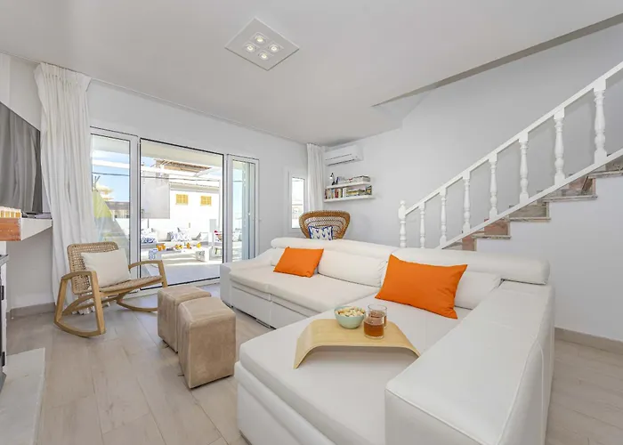 Laia House / Laia's House