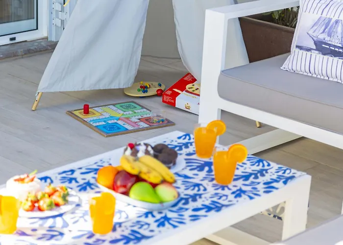 Laia House / Laia's House *